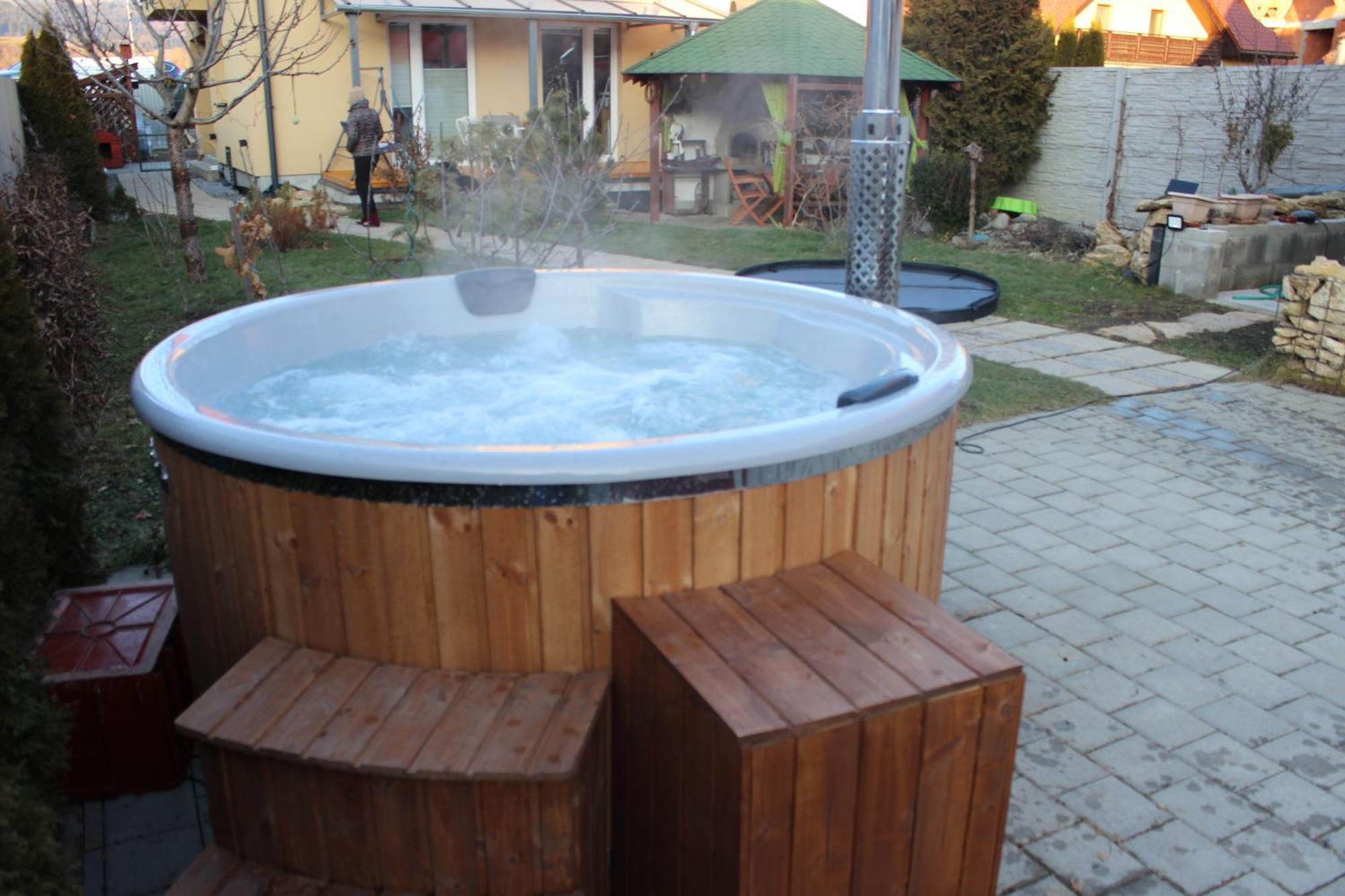 Villa Bešeňová 56 Esterno foto